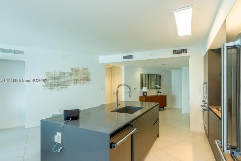 Condominio en alquiler en Bay Harbor Islands, Florida, 2 dormitorios, 106.09 m2 № 1348272 - foto 13