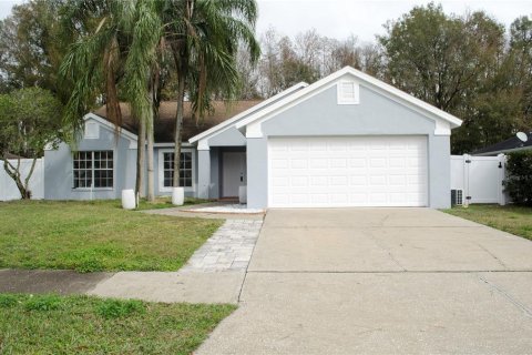 House in Lutz, Florida 3 bedrooms, 146.97 sq.m. № 955238 - photo 1