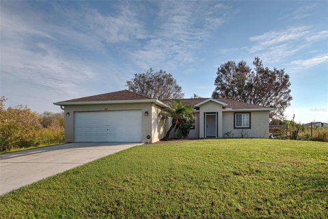 Villa ou maison à vendre à North Port, Floride: 3 chambres, 127.09 m2 № 1405408 - photo 1