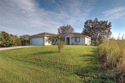 Villa ou maison à vendre à North Port, Floride: 3 chambres, 127.09 m2 № 1405408 - photo 10