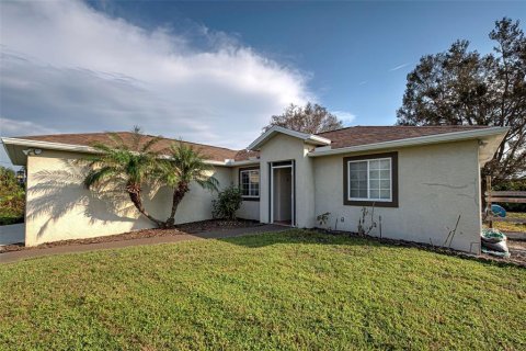 Villa ou maison à vendre à North Port, Floride: 3 chambres, 127.09 m2 № 1405408 - photo 12