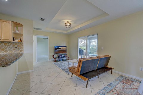 Villa ou maison à vendre à North Port, Floride: 3 chambres, 127.09 m2 № 1405408 - photo 28