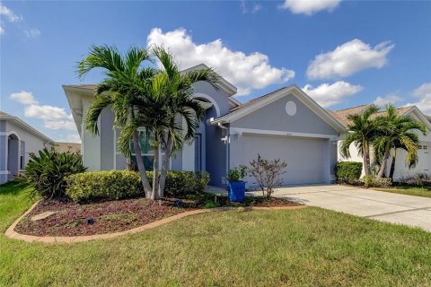 House in Land O' Lakes, Florida 2 bedrooms, 156.35 sq.m. № 1405381 - photo 2