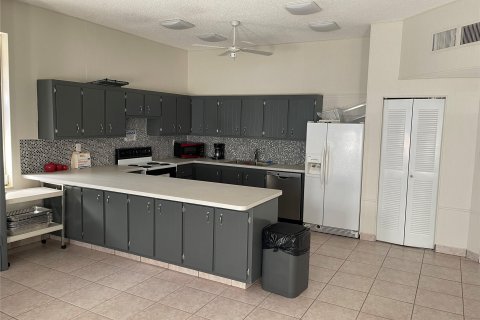 Copropriété à vendre à Lauderdale Lakes, Floride: 2 chambres, 87.7 m2 № 948951 - photo 19