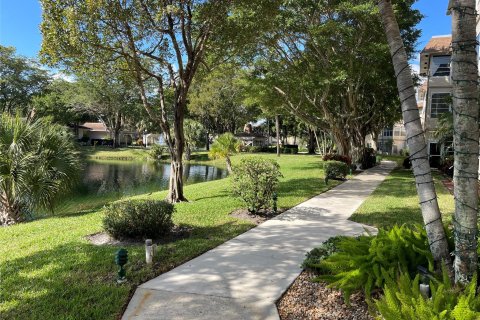 Copropriété à vendre à Lauderdale Lakes, Floride: 2 chambres, 87.7 m2 № 948951 - photo 6