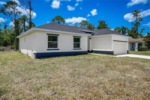 House in Lehigh Acres, Florida 3 bedrooms, 152.27 sq.m. № 1156785 - photo 4
