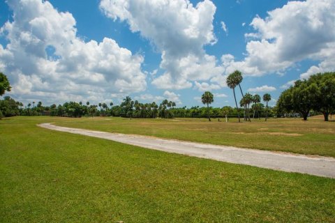 Condo in Vero Beach, Florida, 1 bedroom  № 1222809 - photo 1