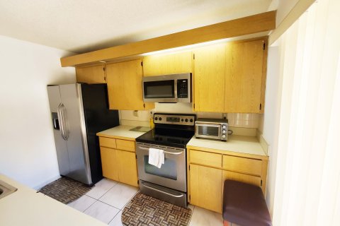 Townhouse in West Palm Beach, Florida 2 bedrooms, 114.83 sq.m. № 1223325 - photo 15