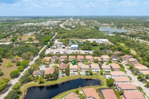 Villa ou maison à vendre à Coconut Creek, Floride: 5 chambres, 366.41 m2 № 1222807 - photo 15