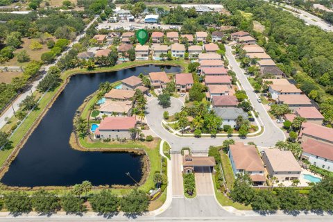 Villa ou maison à vendre à Coconut Creek, Floride: 5 chambres, 366.41 m2 № 1222807 - photo 13