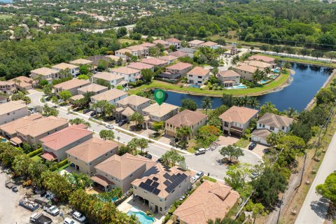 Villa ou maison à vendre à Coconut Creek, Floride: 5 chambres, 366.41 m2 № 1222807 - photo 18