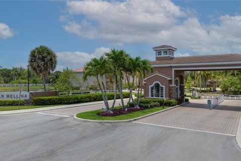 Villa ou maison à vendre à Coconut Creek, Floride: 5 chambres, 366.41 m2 № 1222807 - photo 10