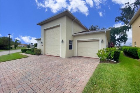 House in Lake Wales, Florida 2 bedrooms, 115.29 sq.m. № 1382245 - photo 4