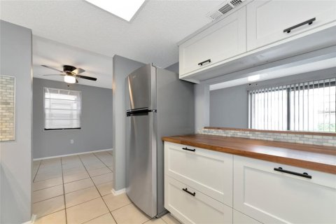 Copropriété à vendre à Bradenton, Floride: 2 chambres, 89.19 m2 № 1357837 - photo 13