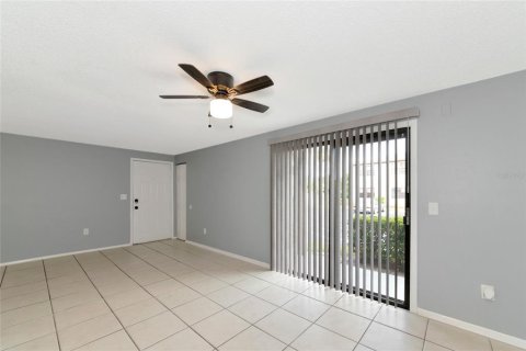 Copropriété à vendre à Bradenton, Floride: 2 chambres, 89.19 m2 № 1357837 - photo 3