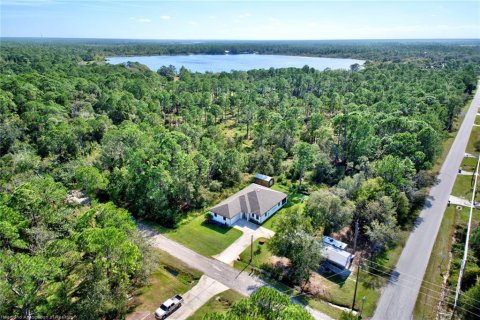 Villa ou maison à vendre à Sebring, Floride: 3 chambres, 185.62 m2 № 934355 - photo 5