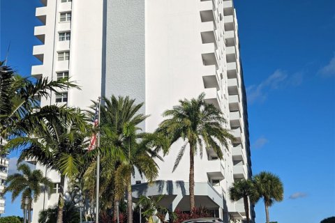 Condo in Fort Lauderdale, Florida, 2 bedrooms  № 968369 - photo 3