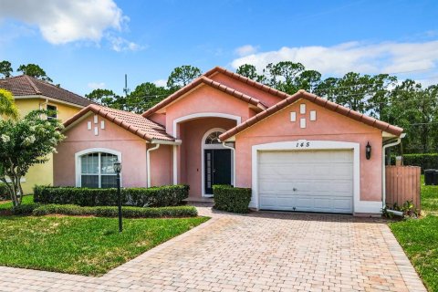 House in LAKE WILSON RESERVE in Davenport, Florida 4 bedrooms, 137.22 sq.m. № 1314587 - photo 1