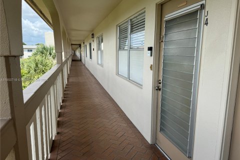 Copropriété à vendre à Coconut Creek, Floride: 2 chambres, 107.4 m2 № 1332831 - photo 28