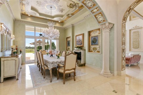 House in Weston, Florida 8 bedrooms, 955.5 sq.m. № 1358479 - photo 9