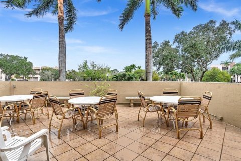 Copropriété à vendre à Tamarac, Floride: 2 chambres, 139.35 m2 № 1170971 - photo 28