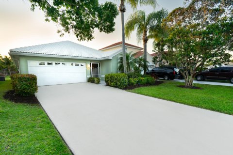 Casa en venta en Palm City, Florida, 3 dormitorios, 134.8 m2 № 1147078 - foto 1