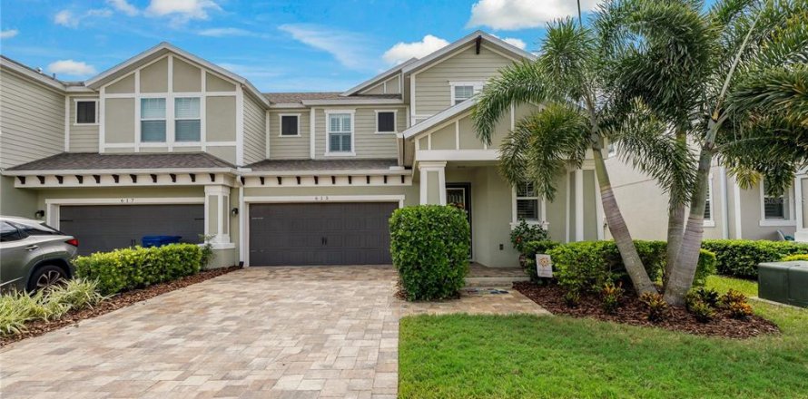 Touwnhouse à Palm Harbor, Floride 4 chambres, 231.61 m2 № 1360988