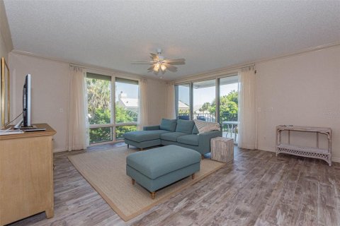 Condo in Vero Beach, Florida, 2 bedrooms  № 1360951 - photo 6