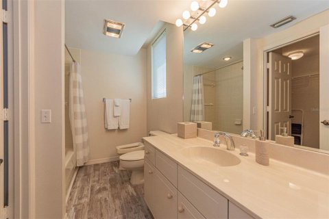 Condo in Vero Beach, Florida, 2 bedrooms  № 1360951 - photo 17