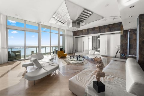 Condominio en venta en Miami, Florida, 4 dormitorios, 358.6 m2 № 1429808 - foto 5