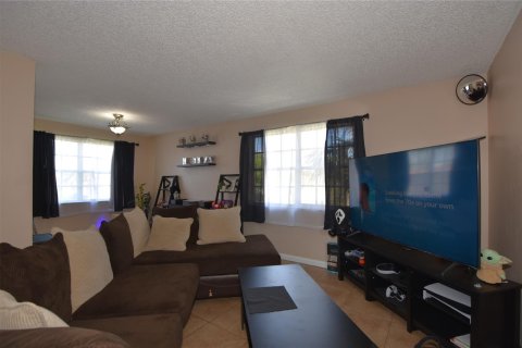 Condo in Pembroke Pines, Florida, 1 bedroom  № 1079660 - photo 6