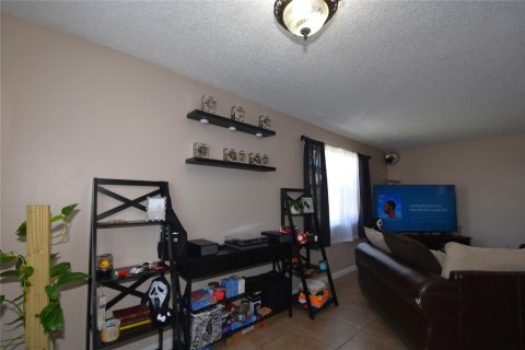 Condo in Pembroke Pines, Florida, 1 bedroom  № 1079660 - photo 14