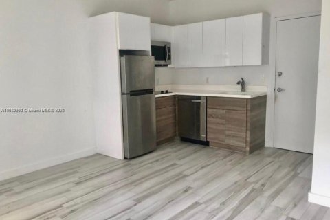 Copropriété à vendre à Miami Beach, Floride: 1 chambre, 40.51 m2 № 1170788 - photo 1