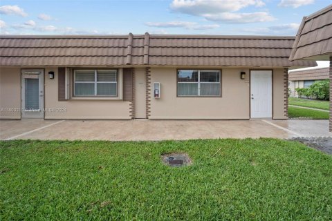 Condo in Delray Beach, Florida, 1 bedroom  № 1224036 - photo 5