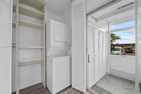 Condominio en venta en Delray Beach, Florida, 1 dormitorio, 66.89 m2 № 1224036 - foto 12