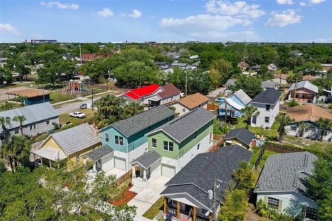 Villa ou maison à vendre à Tampa, Floride: 3 chambres, 146.97 m2 № 1250721 - photo 2