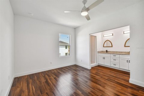 Casa en venta en Tampa, Florida, 3 dormitorios, 146.97 m2 № 1250721 - foto 10