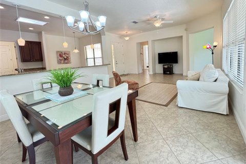 Casa en venta en Kissimmee, Florida, 3 dormitorios, 182.18 m2 № 1274163 - foto 7