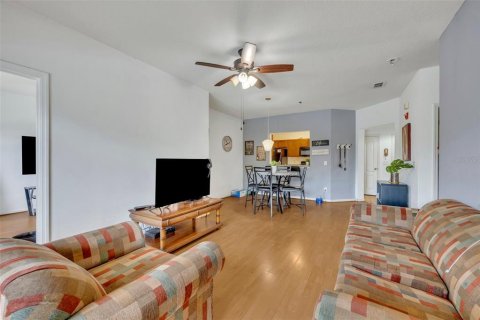 Condominio en venta en Orlando, Florida, 2 dormitorios, 102.84 m2 № 1314518 - foto 4