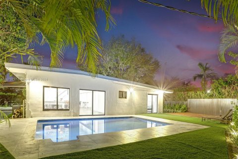 Villa ou maison à vendre à North Miami Beach, Floride: 4 chambres, 217.58 m2 № 1141874 - photo 22