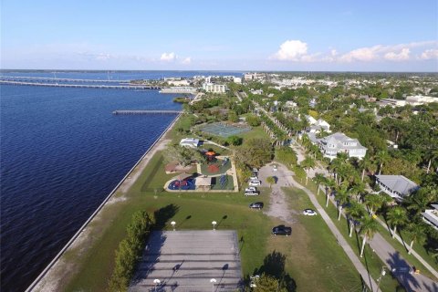 Villa ou maison à vendre à Punta Gorda, Floride: 3 chambres, 215.16 m2 № 484788 - photo 19