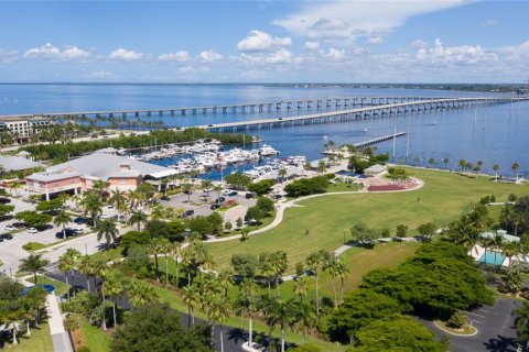 Villa ou maison à vendre à Punta Gorda, Floride: 3 chambres, 215.16 m2 № 484789 - photo 18