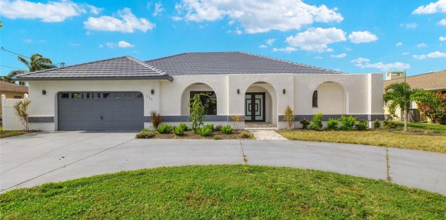 Casa en Cape Coral, Florida 3 dormitorios, 191.66 m2 № 1342707