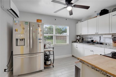 House in Orlando, Florida 2 bedrooms, 67.63 sq.m. № 1342636 - photo 7