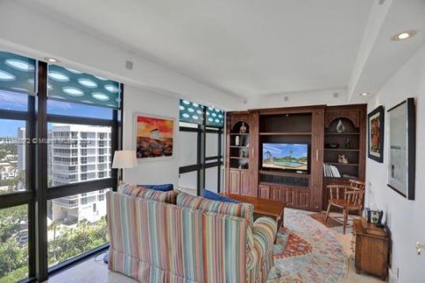 Condo in Key Biscayne, Florida, 2 bedrooms  № 1127056 - photo 12