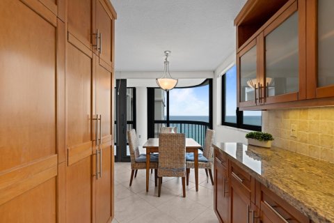 Condominio en venta en Riviera Beach, Florida, 2 dormitorios, 157.93 m2 № 936468 - foto 20