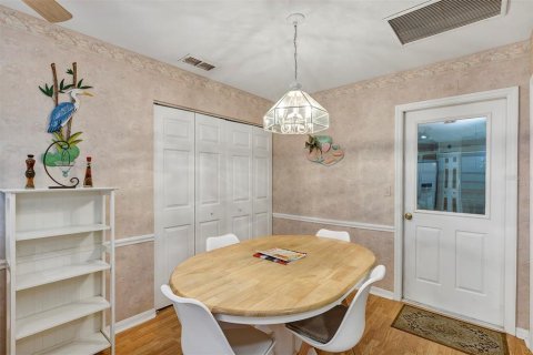 Villa ou maison à vendre à Ocala, Floride: 2 chambres, 156.73 m2 № 1427659 - photo 8