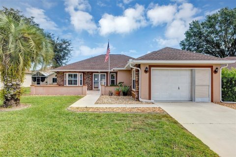 Villa ou maison à vendre à Ocala, Floride: 2 chambres, 156.73 m2 № 1427659 - photo 1