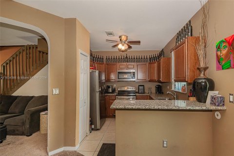 Adosado en venta en Homestead, Florida, 3 dormitorios, 155.98 m2 № 1309810 - foto 11