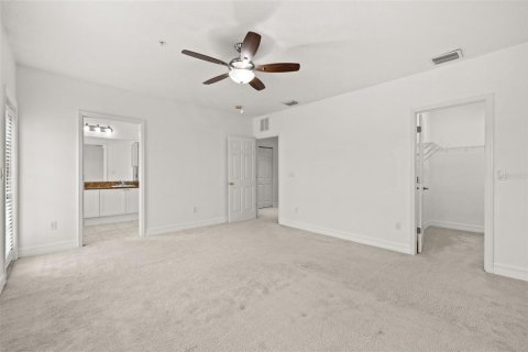 Townhouse in Tampa, Florida 3 bedrooms, 177.72 sq.m. № 1443013 - photo 24